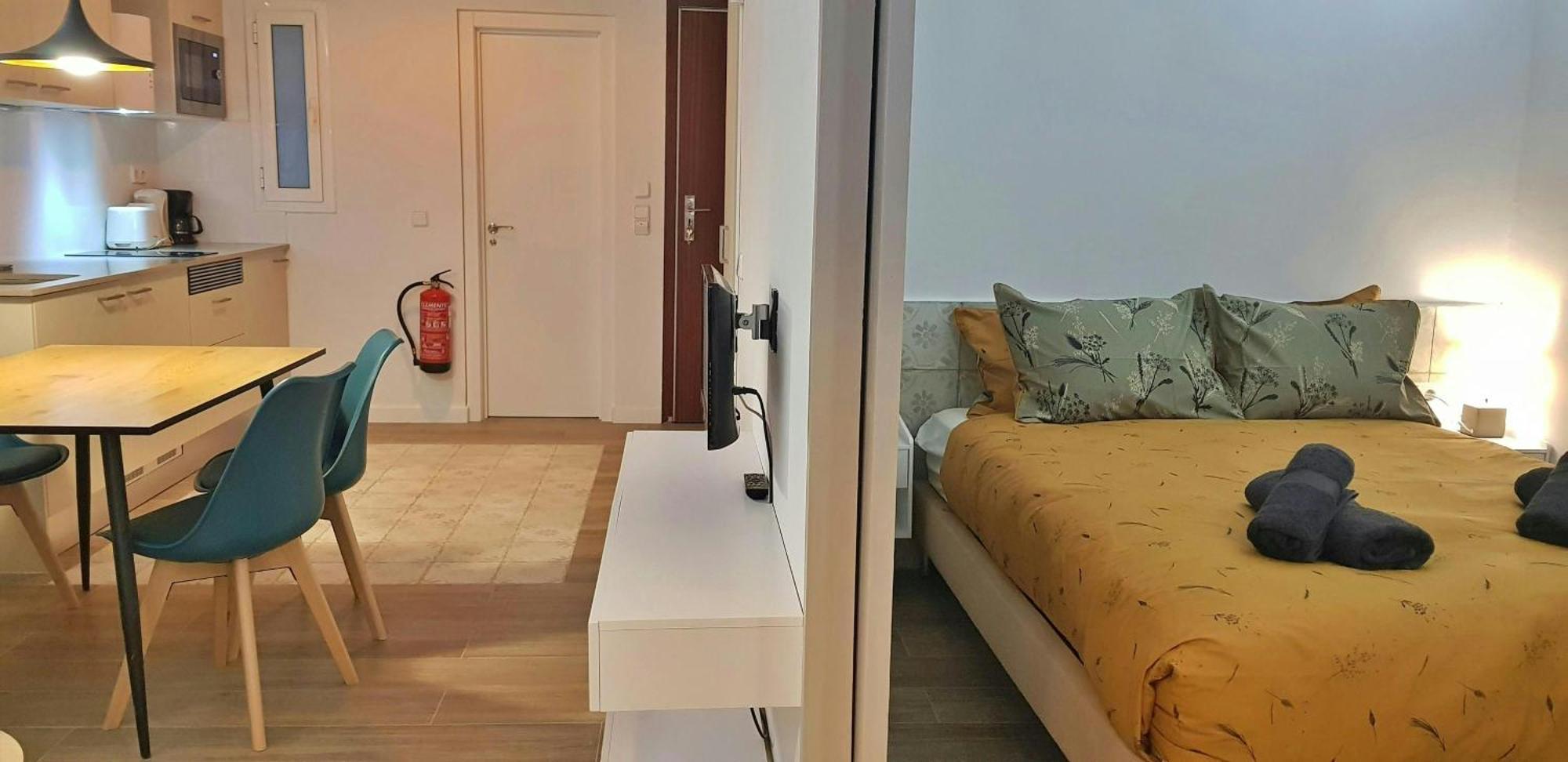 Ferienwohnung Sant Antoni 3 - Downtown Barcelona. Modern Exterior foto